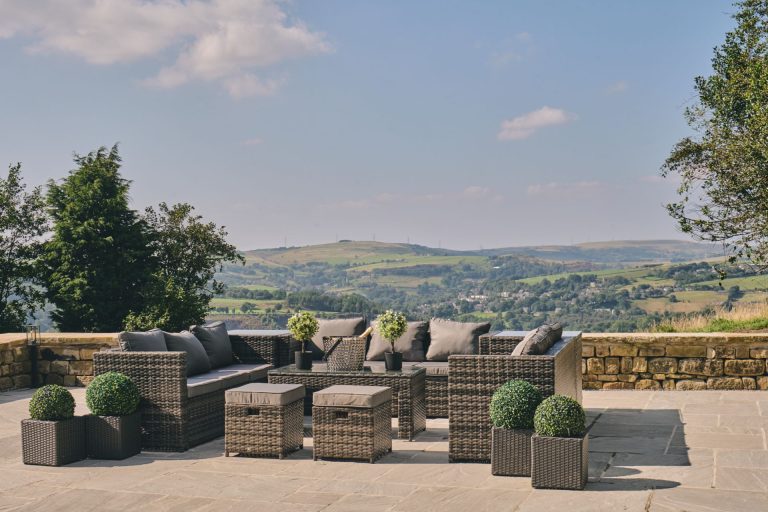 The exterior of 7 Pen y Bont, Abersoch